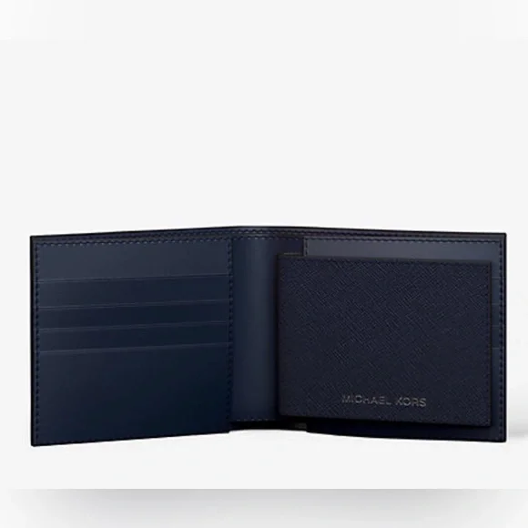 Michael Kors Cooper Saffiano Leather Billfold Wallet
With Passcase NWT - Picture 3 of 13